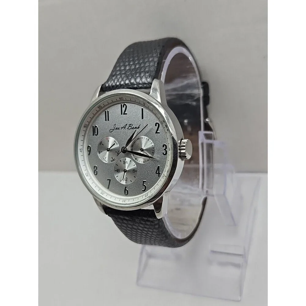 Jos A Bank Silver Dial Multifunction Mens Day Date 40mm Dress Watch New Battery